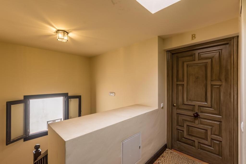 Palacio Descalzos -Atico 3B- Parking Incluido Tudela Zewnętrze zdjęcie